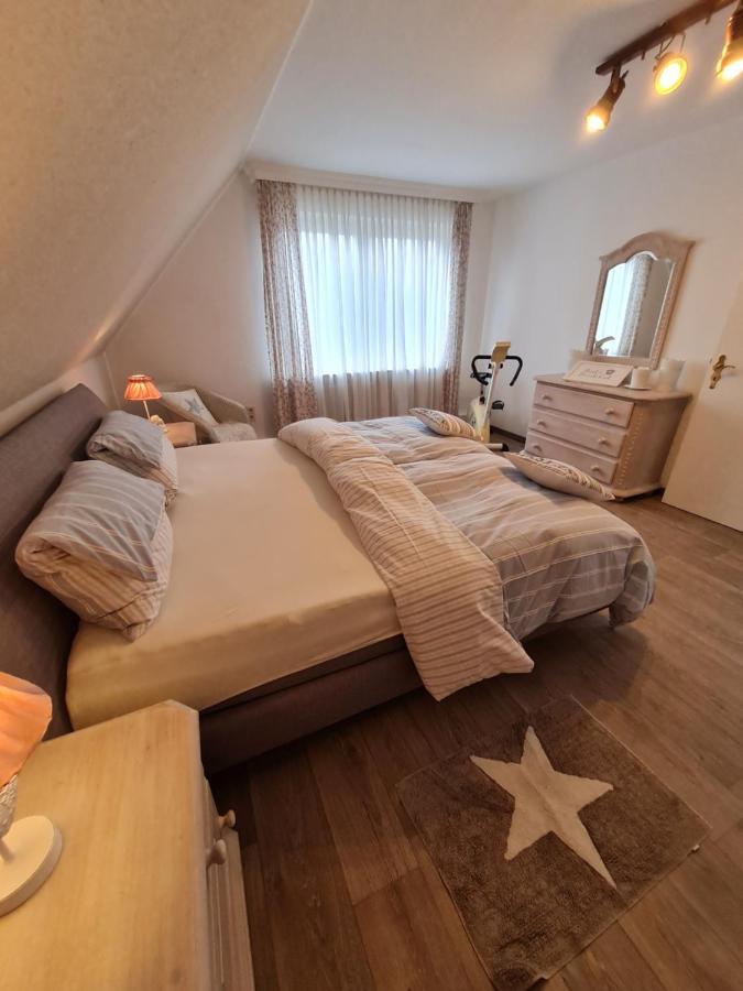 Apartment Seaside Husum  Bagian luar foto